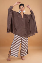 Load image into Gallery viewer, ANNA SOLID EASY TOP in MOCHA, OFF WHITE, PINK