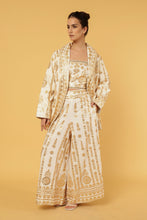 Load image into Gallery viewer, ZIGGY SHORT COAT - IVORY