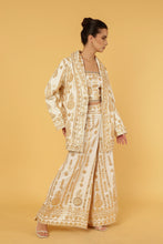 Load image into Gallery viewer, ZIGGY SHORT COAT - IVORY