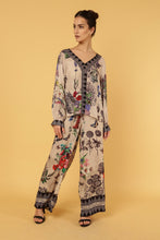 Load image into Gallery viewer, OTONO V-NECK BLOUSE