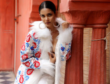 Load image into Gallery viewer, STELLA COAT IN CORDUROY