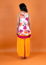 Load image into Gallery viewer, MIAMI 2 TIER TOP W BERRY TRIM