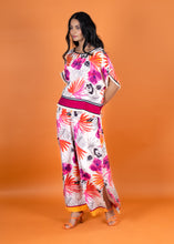 Load image into Gallery viewer, MIAMI BOXY TOP BERRY  BORDER