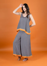 Load image into Gallery viewer, PEONY STRIPES TANK TOP