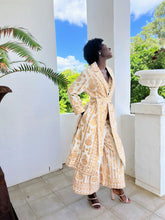 Load image into Gallery viewer, ZIGGY MAXI COAT - IVORY
