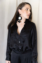 Load image into Gallery viewer, SILVIA SHIRT - BLACK