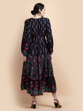 Load image into Gallery viewer, SERA MAXI DRESS