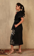 Load image into Gallery viewer, VISTA PALM DRESS BLACK