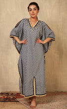 Load image into Gallery viewer, VISTA CHEVRON KAFTAN
