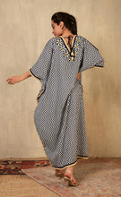 Load image into Gallery viewer, VISTA CHEVRON KAFTAN