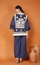 Load image into Gallery viewer, ADELE VEST-NAVY