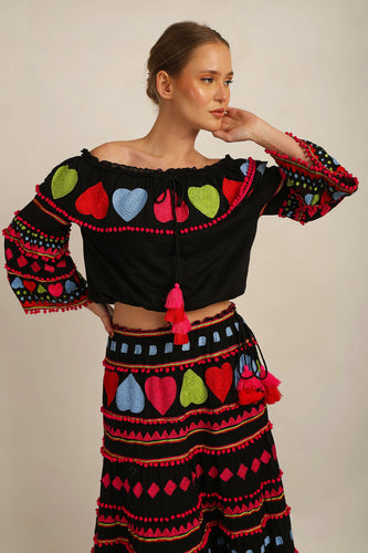 HATI OFFSHOULDER TOP- BLK/MLT
