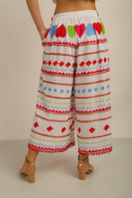 Load image into Gallery viewer, HATI CROP PANTS- WHT/MLT