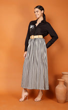 Load image into Gallery viewer, DUBAI STRIPES SKIRT, BELT