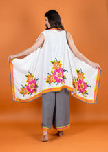 Load image into Gallery viewer, PEONY BEADED VEST