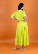 Load image into Gallery viewer, POPPY MAXI SKIRT W LACE WAISTBAND LIME